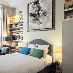richelieu-chicsuites.fr-paris.fr/
